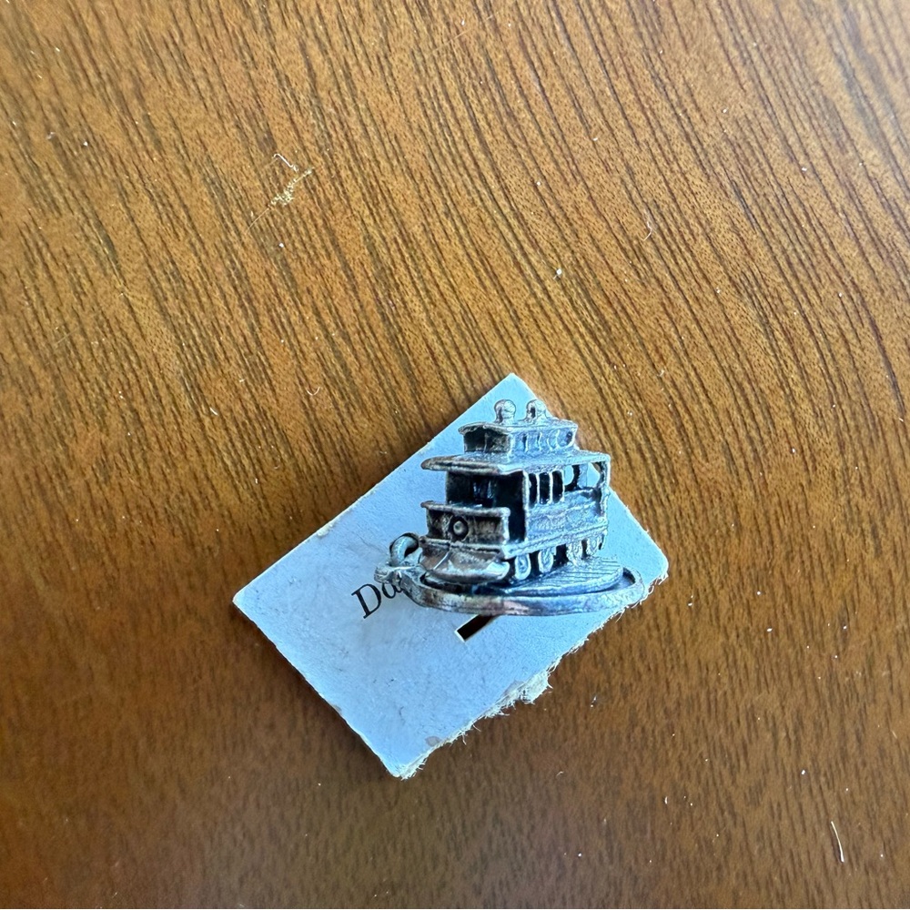 Vintage Spinning 3D Sterling Silver Spinning San Francisco Cable Car Charm
